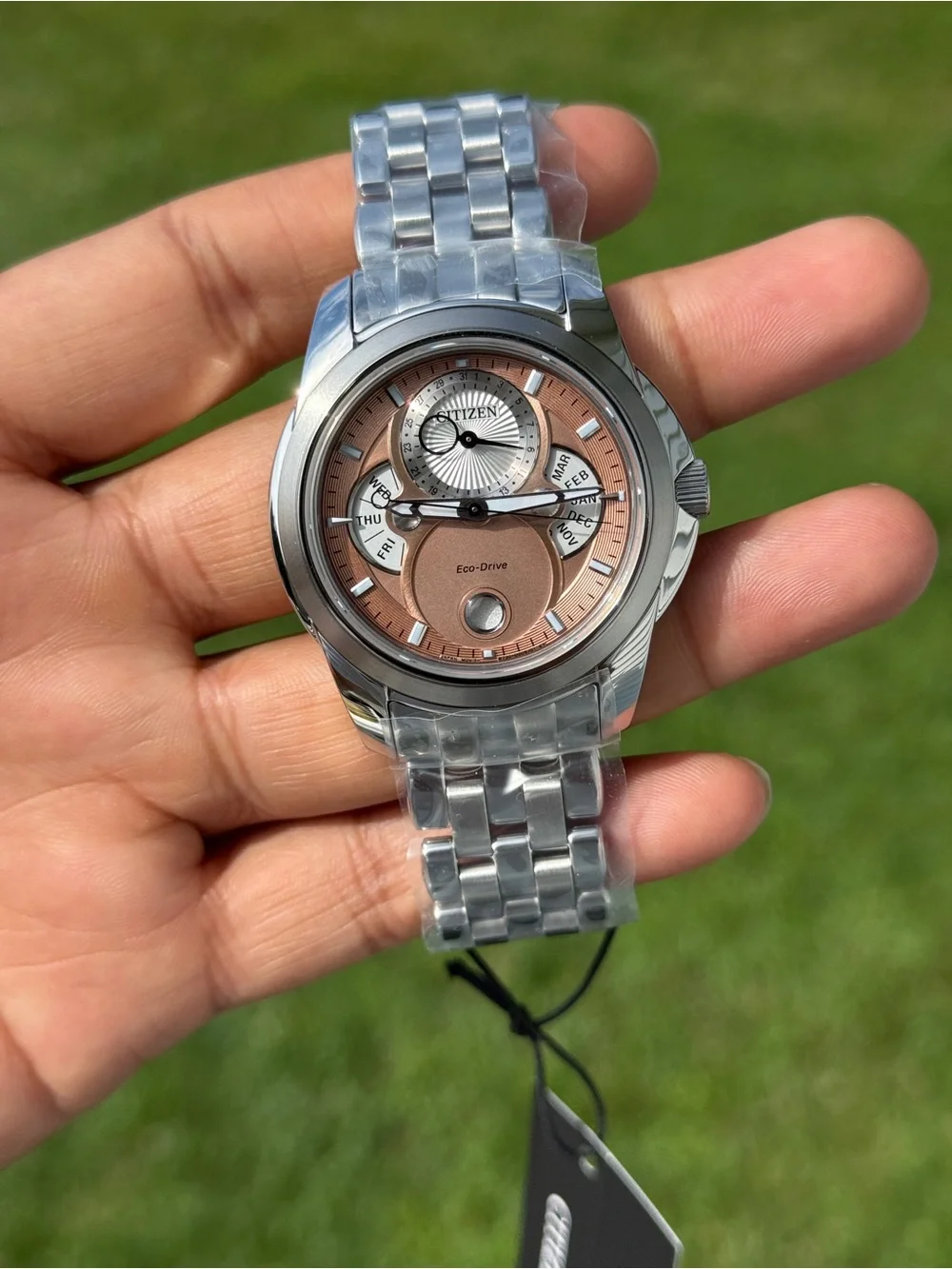 Citizen Eco-Drive Calendrier men’s Chronograph Watch with Salmon Pink Dial